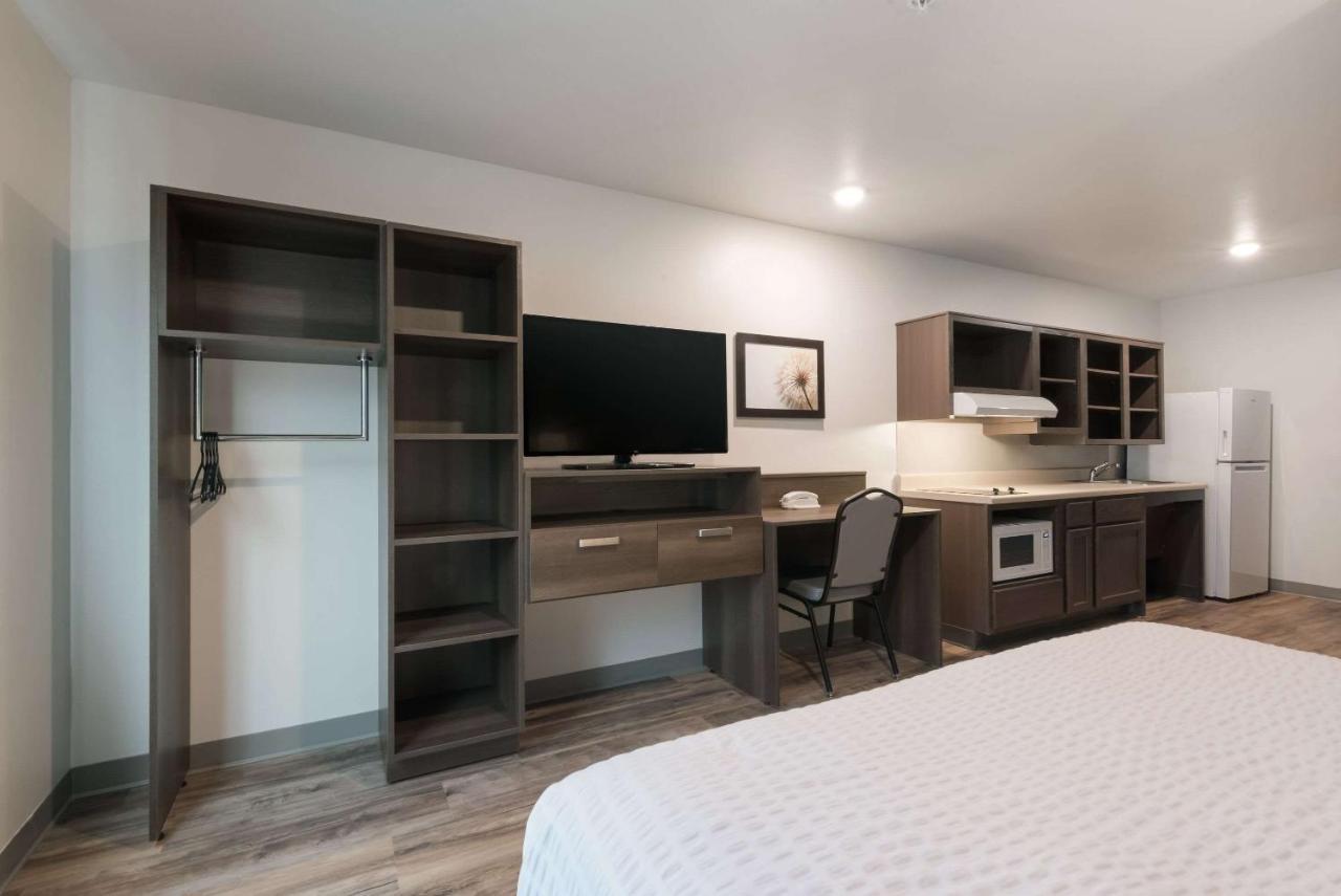 Woodspring Northeast 2*